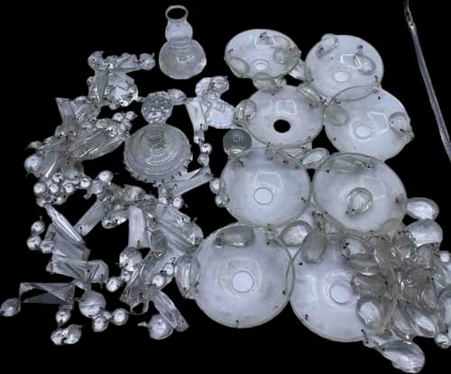 Vtg Huge Assorted Crystal Prisms Lot Oil Lamp Chandelier Drop Spear Icicle Parts